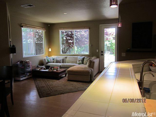 2328 Caravaggio Dr, Davis, CA 95616 photo 4
