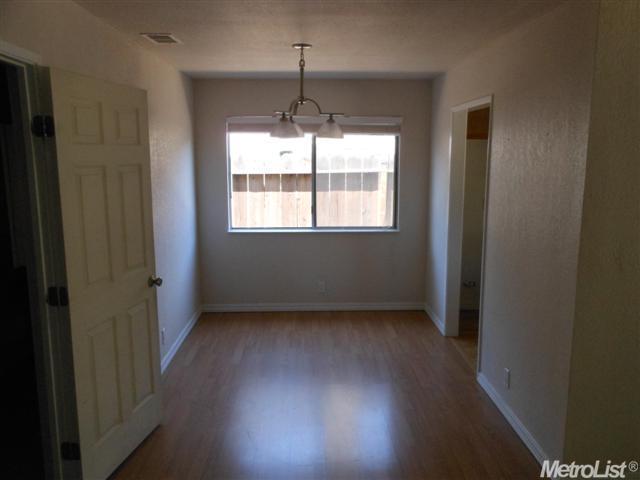 662 Placer Ave, Manteca, CA 95336 photo 4