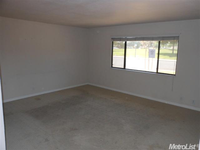 662 Placer Ave, Manteca, CA 95336 photo 9