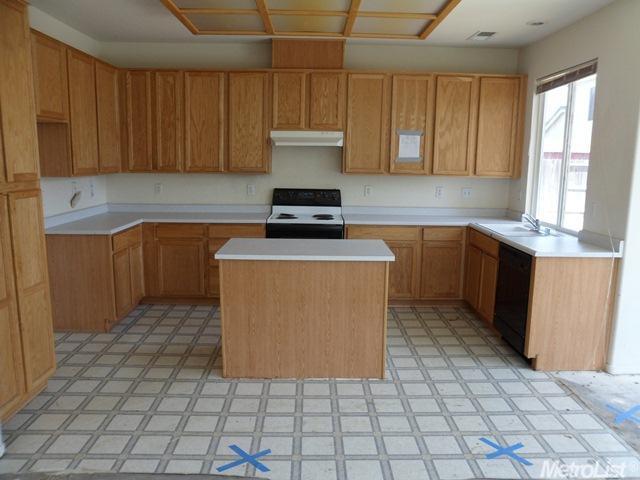 2012 Winter Haven Dr, Turlock, CA 95382 photo 3