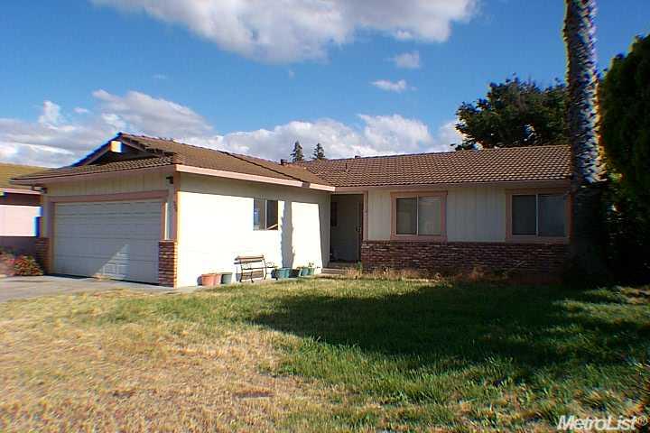 320 Hedstrom Rd, Turlock, CA 95382 photo 1