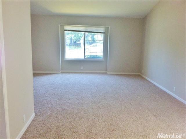 421 Lancaster Dr, Manteca, CA 95336 photo 6