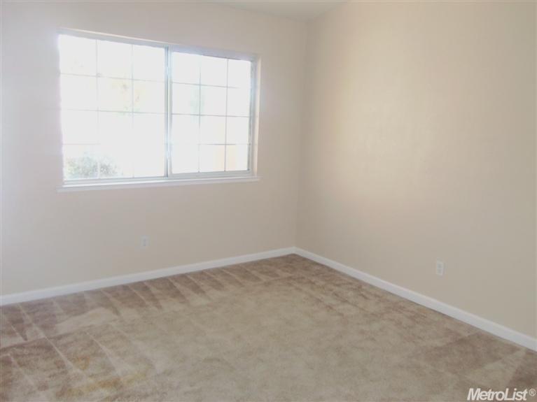 2976 Lucich Ct, Merced, CA 95348 photo 7