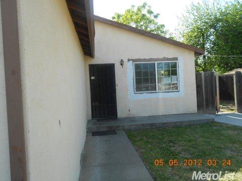 5317 Clark St, Keyes, CA 95328 photo 2