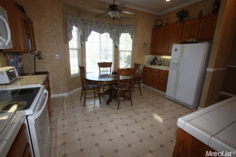 3505 Red Maple Dr, Modesto, CA 95355 photo 7