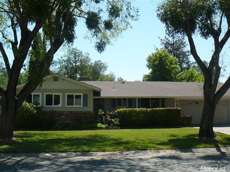 6212 Kiernan Dr, Carmichael, CA 95608 photo 1