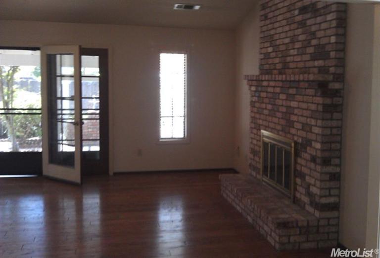 1002 Hartwick Ave, Turlock, CA 95382 photo 4