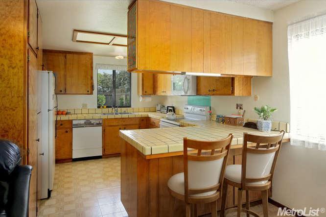 227 Inca Pl, Davis, CA 95616 photo 8
