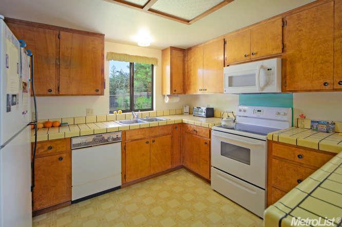 227 Inca Pl, Davis, CA 95616 photo 9