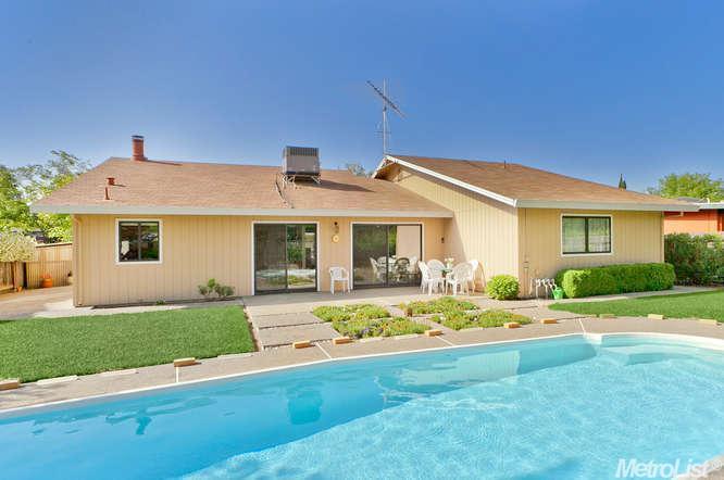 227 Inca Pl, Davis, CA 95616 photo 2