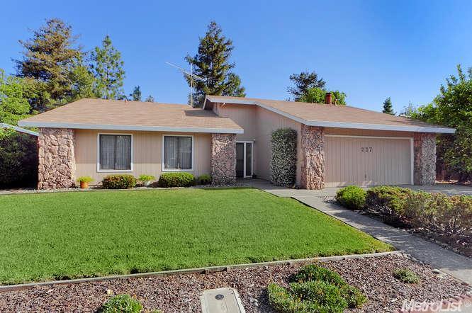 227 Inca Pl, Davis, CA 95616 photo 1