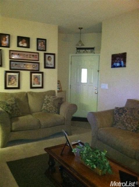 8005 Falcon View Dr, Antelope, CA 95843 photo 3