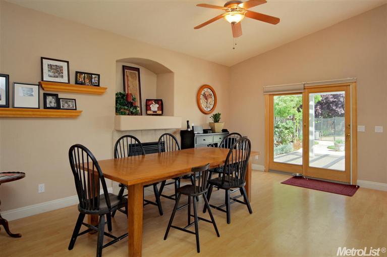 2719 Henri Ct, Davis, CA 95618 photo 9