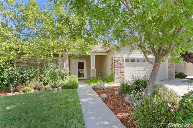 2719 Henri Ct, Davis, CA 95618 photo 2