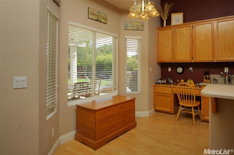 2719 Henri Ct, Davis, CA 95618 photo 8