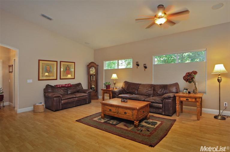 2719 Henri Ct, Davis, CA 95618 photo 11