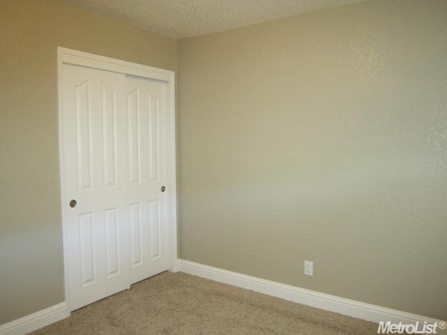 385 Corello St, Turlock, CA 95380 photo 13