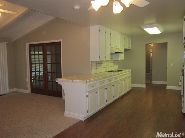 385 Corello St, Turlock, CA 95380 photo 7