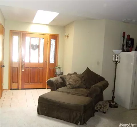 2963 Royce Dr, Rescue, CA 95672 photo 4