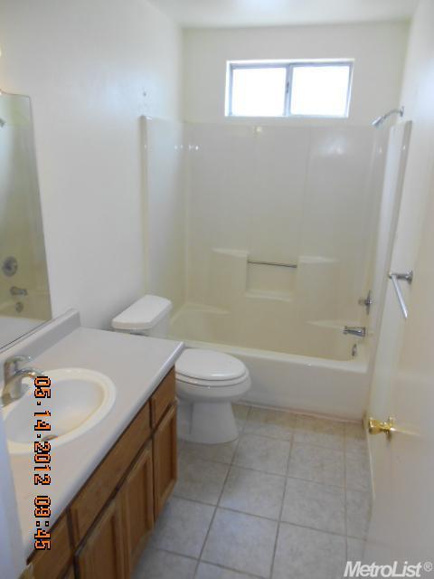 866 Madeline Ct, Merced, CA 95340 photo 10