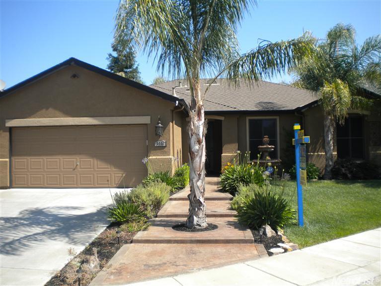 3221 Plantation Ct, Modesto, CA 95355 photo 2