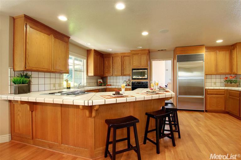 6227 Palm Dr, Carmichael, CA 95608 photo 4