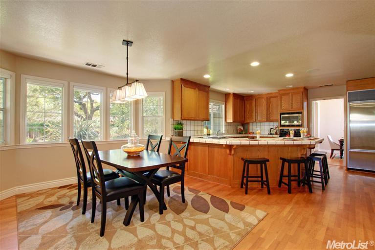 6227 Palm Dr, Carmichael, CA 95608 photo 3