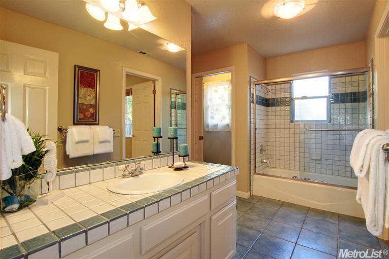 6227 Palm Dr, Carmichael, CA 95608 photo 18