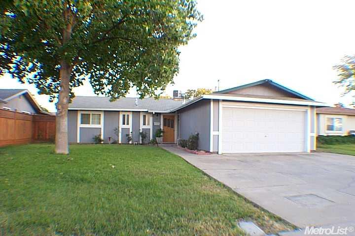30 E Wallis Ave, Gustine, CA 95322 photo 1