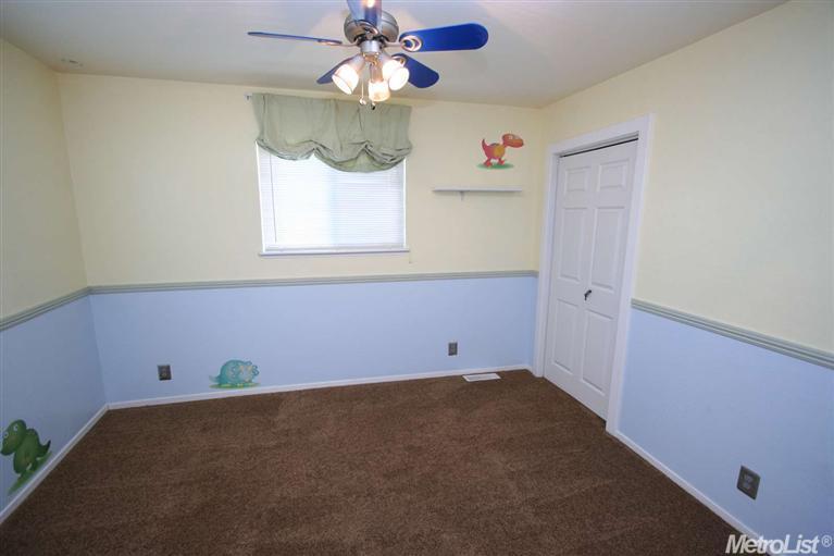 153 E 8th St, Lincoln, CA 95648 photo 3