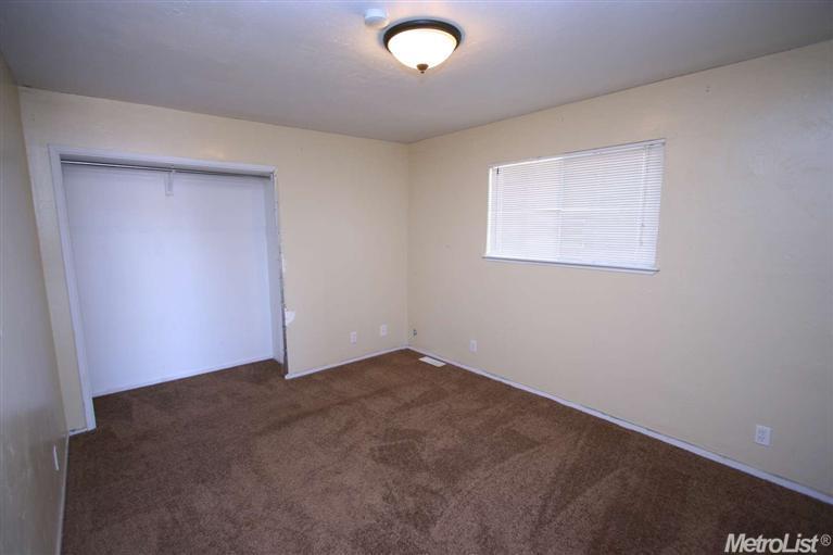 153 E 8th St, Lincoln, CA 95648 photo 6