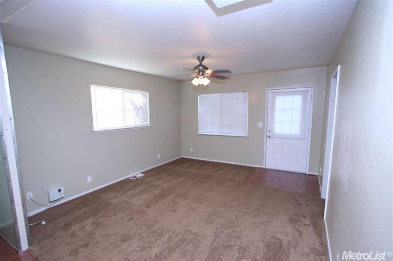 153 E 8th St, Lincoln, CA 95648 photo 4