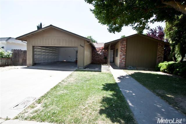 2608 Verano Ave, Modesto, CA 95355 photo 1