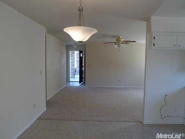 7389 California St, Winton, CA 95388 photo 13