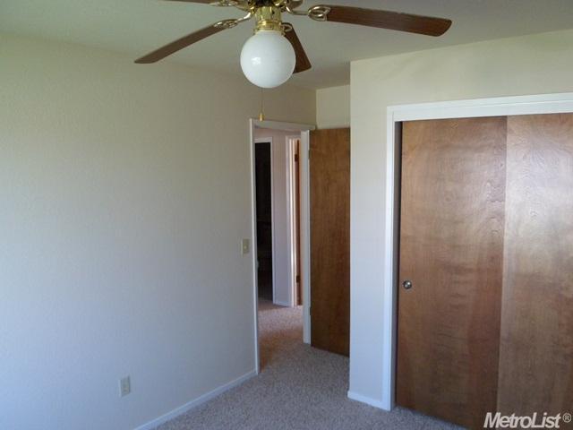 7389 California St, Winton, CA 95388 photo 12