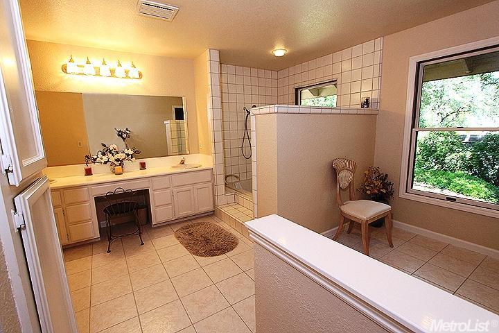 6340 Rustic Hills Dr, Rocklin, CA 95677 photo 18