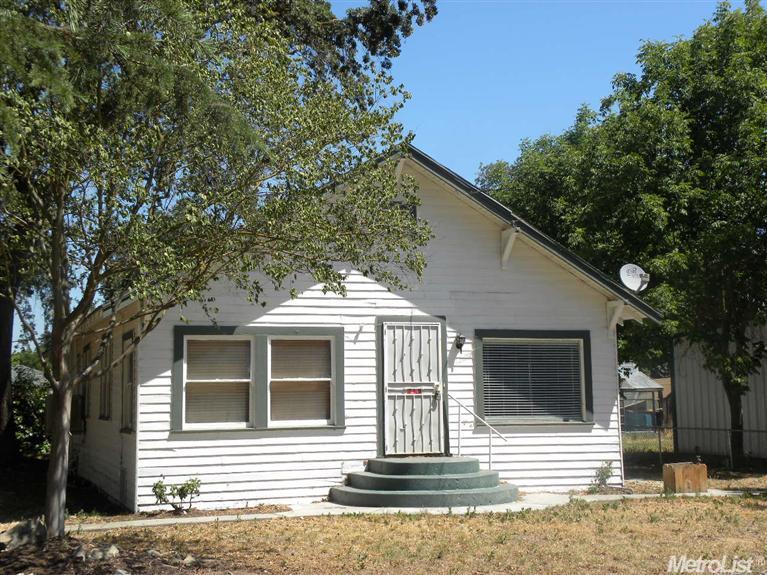 2525 Paradise Rd, Modesto, CA 95358 photo 1