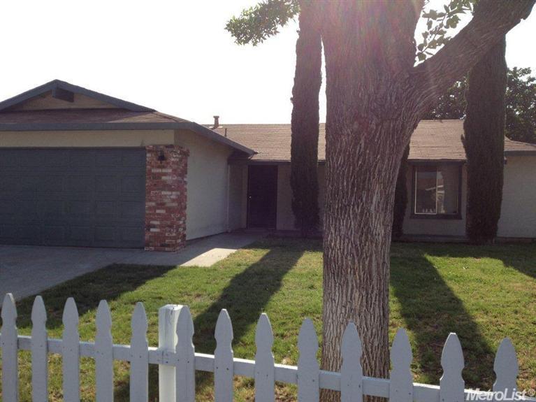 1512 Seattle St, Modesto, CA 95358 photo 8