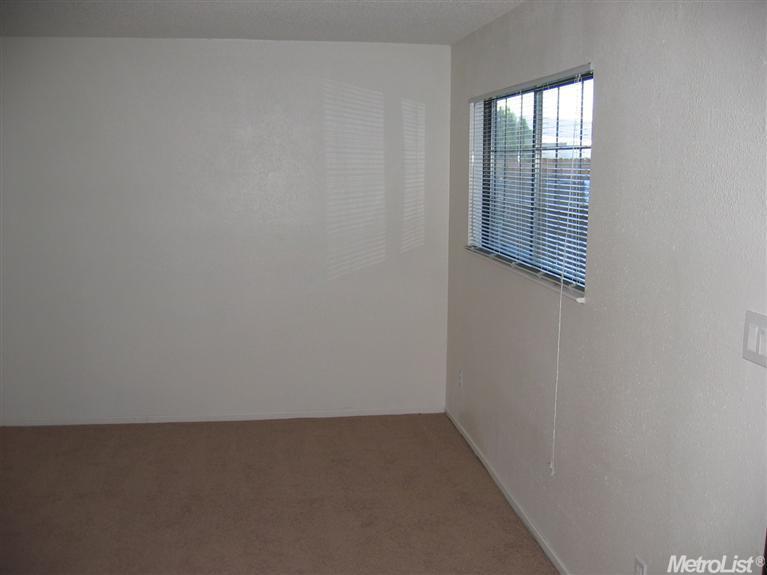 954 Sequoia Blvd, Tracy, CA 95376 photo 5