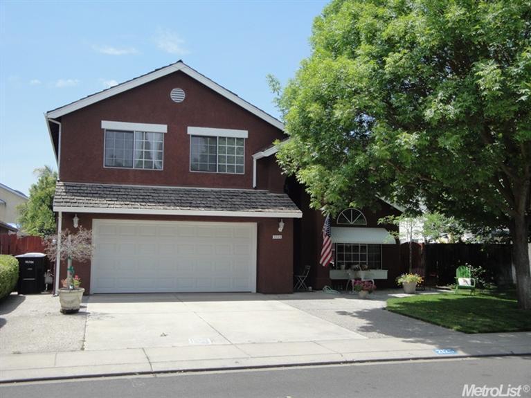 2125 NE Bailey Ct, Modesto, CA 95355 photo 1