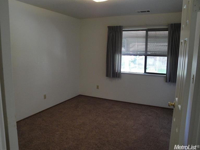 2125 NE Bailey Ct, Modesto, CA 95355 photo 9