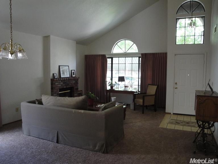 2125 NE Bailey Ct, Modesto, CA 95355 photo 2