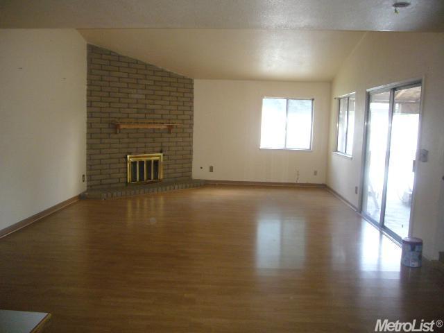 3441 Suffolk Dr, Ceres, CA 95307 photo 3