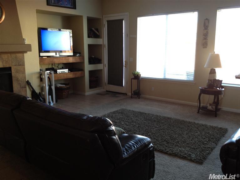 537 Bonanza Dr, Newman, CA 95360 photo 4