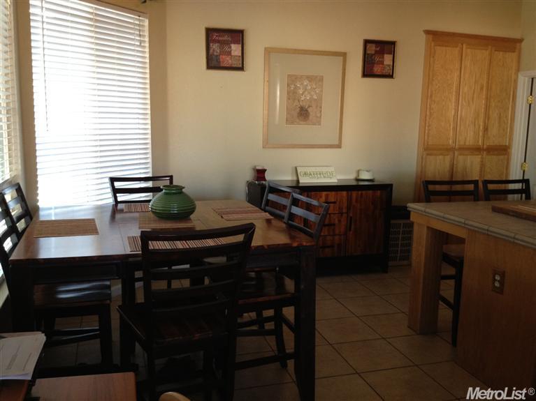 537 Bonanza Dr, Newman, CA 95360 photo 2