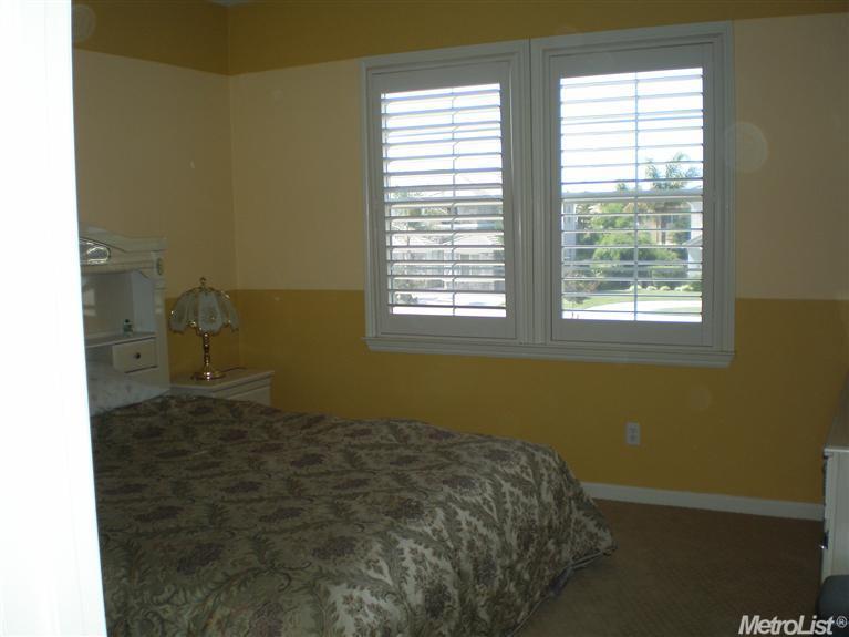 644 W Santos Ave, Ripon, CA 95366 photo 18