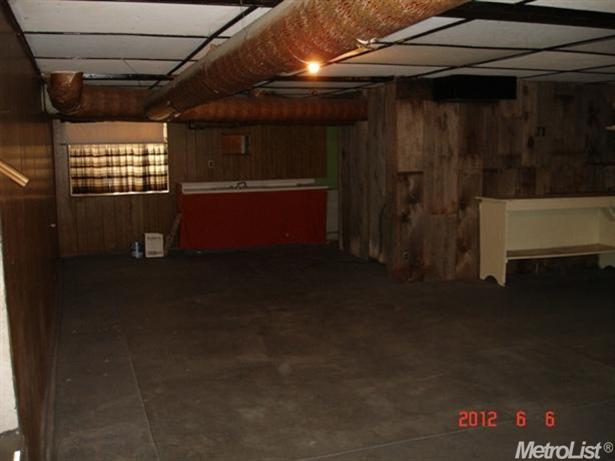 302 Laurel Ave, Gustine, CA 95322 photo 16