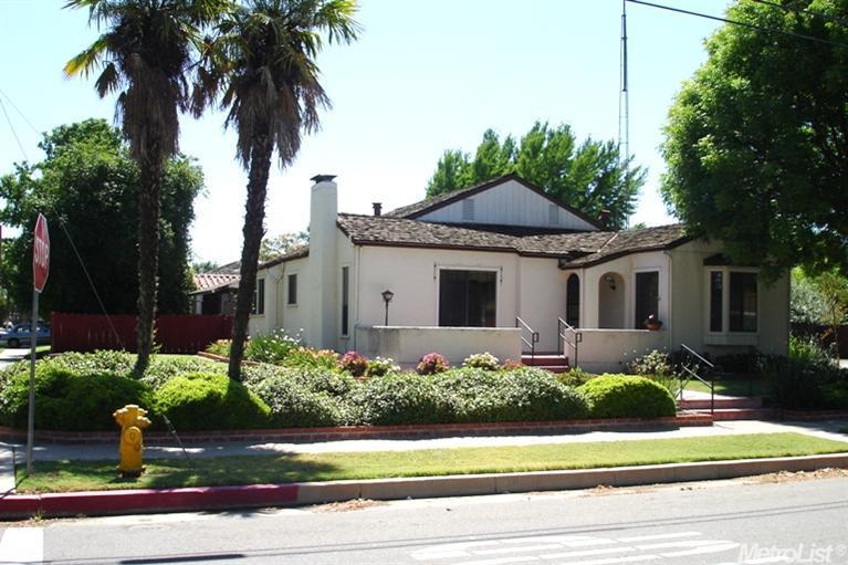 302 Laurel Ave, Gustine, CA 95322 photo 1