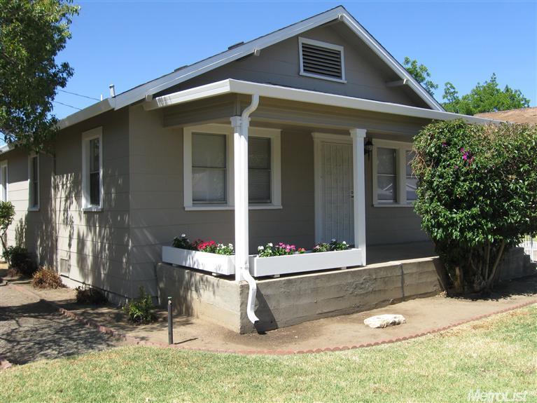 331 Forrest Ave, Lodi, CA 95240 photo 2