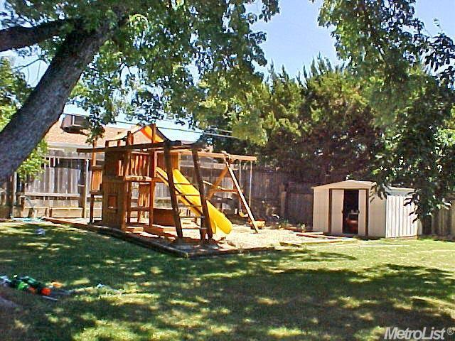 4612 Jan Dr, Carmichael, CA 95608 photo 11